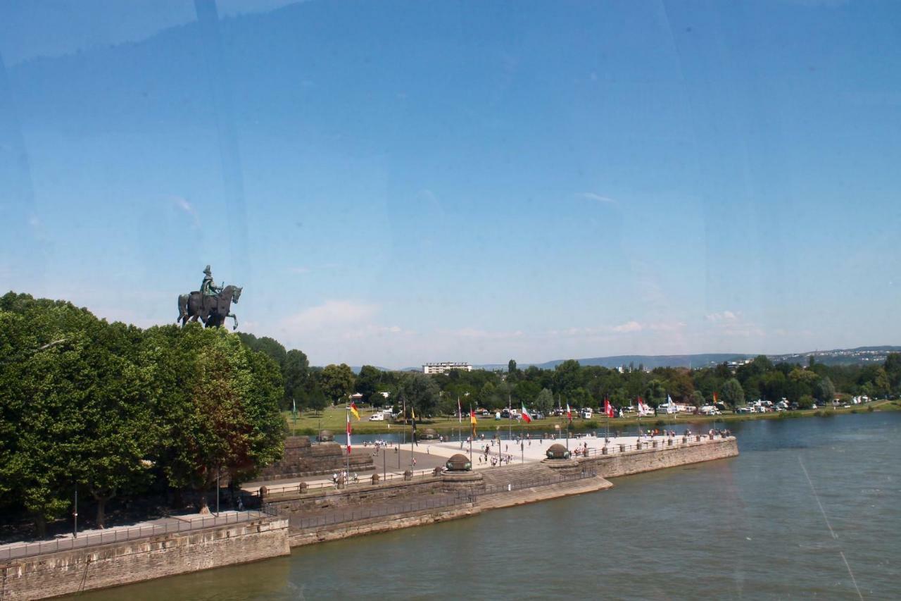 Ferienwohnung Auf Der Moselhoehe - Naehe Koblenz Und Cochem Dieblich Εξωτερικό φωτογραφία